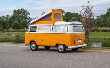 Volkswagen-BusVanagon-Van-1969-Yellow-Tan-153971-3