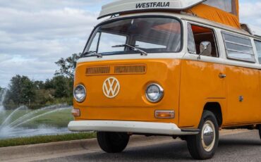 Volkswagen-BusVanagon-Van-1969-Yellow-Tan-153971-30