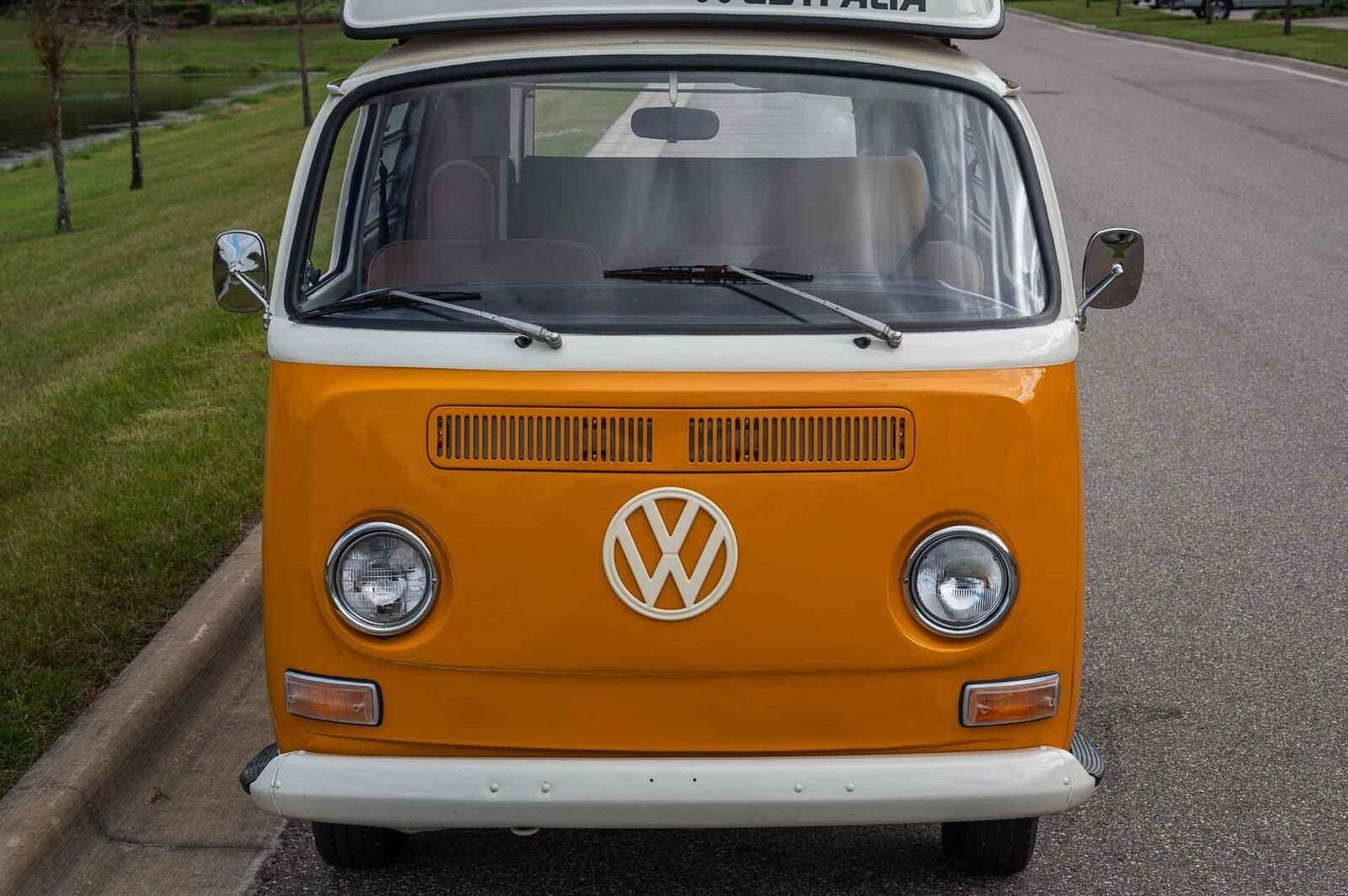 Volkswagen-BusVanagon-Van-1969-Yellow-Tan-153971-32