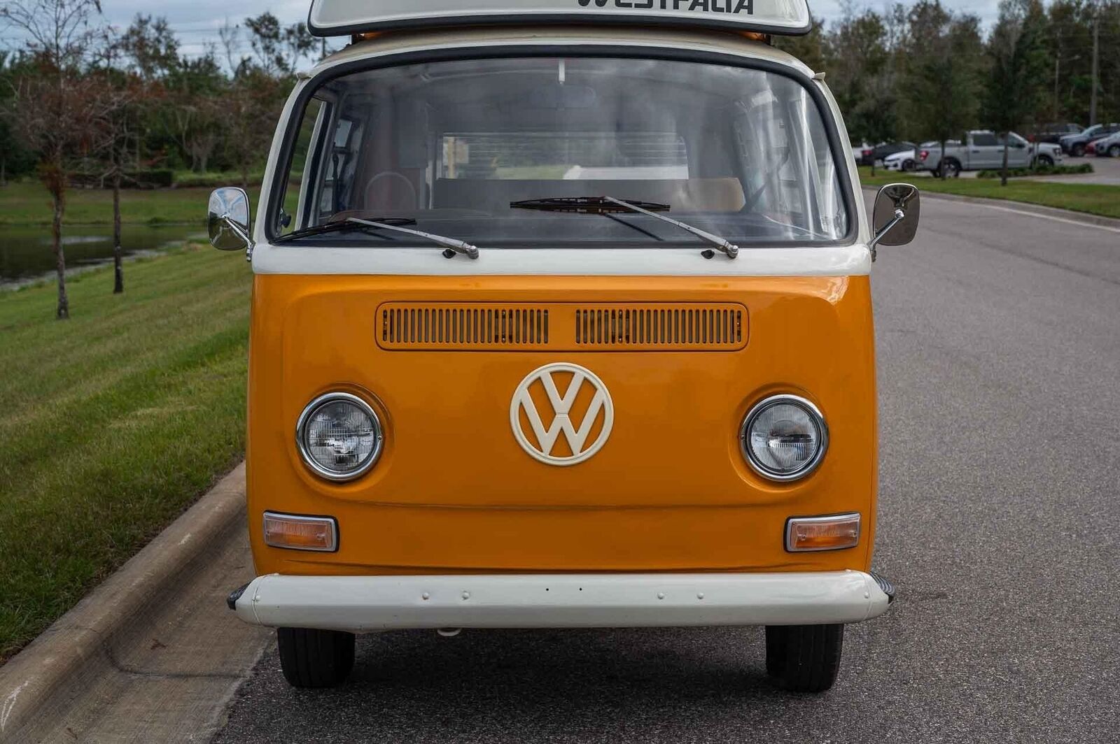 Volkswagen-BusVanagon-Van-1969-Yellow-Tan-153971-33