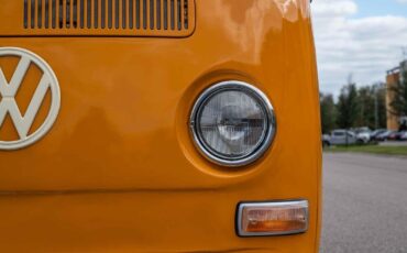 Volkswagen-BusVanagon-Van-1969-Yellow-Tan-153971-35