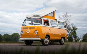 Volkswagen-BusVanagon-Van-1969-Yellow-Tan-153971-38