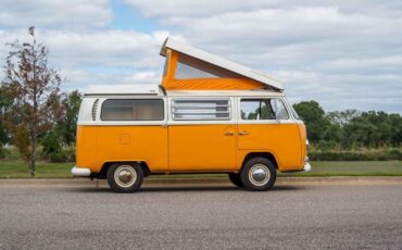 Volkswagen-BusVanagon-Van-1969-Yellow-Tan-153971-6