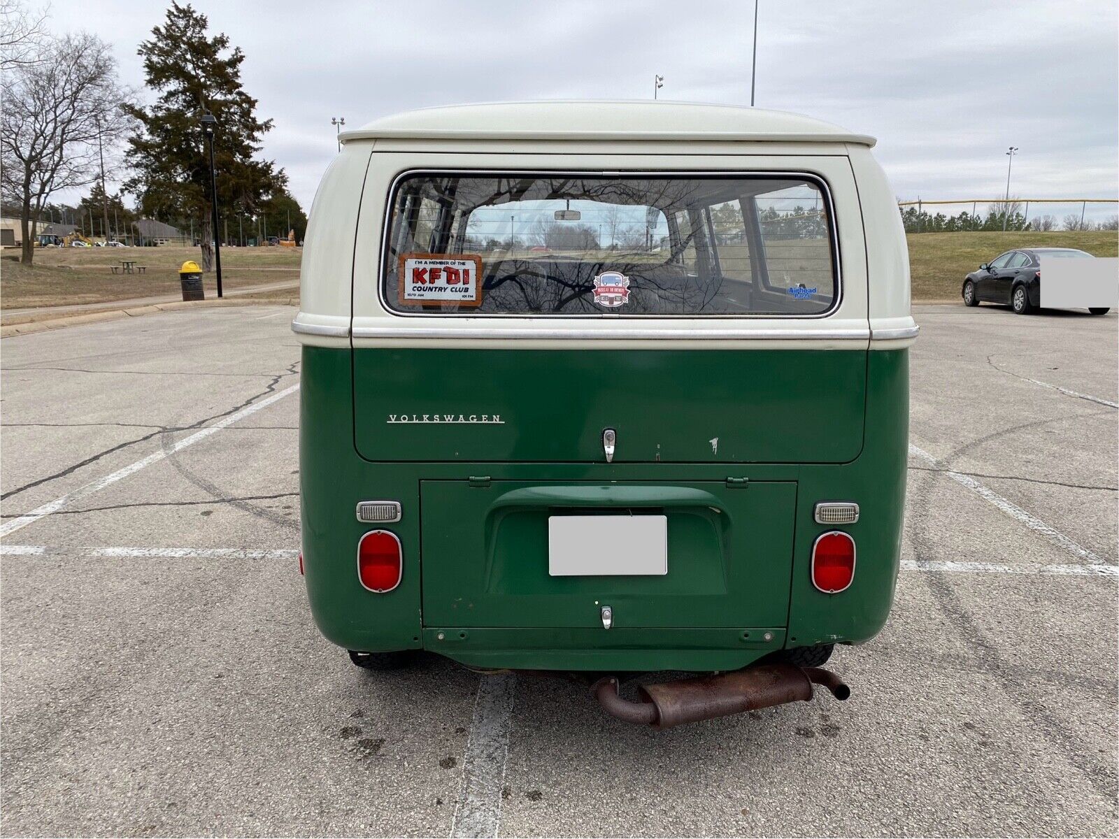 Volkswagen-BusVanagon-Van-1971-Green-White-192051-7