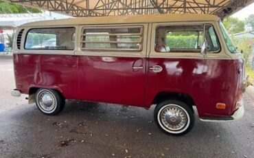 Volkswagen-BusVanagon-Van-1972-Red-Red-52117-1