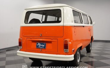 Volkswagen-BusVanagon-Van-1973-Orange-Black-84825-11