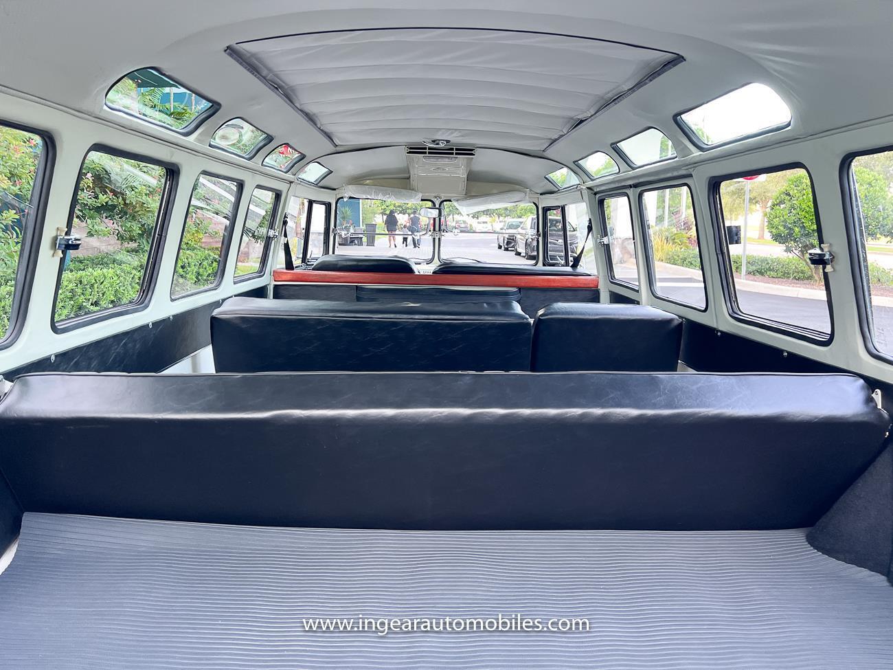 Volkswagen-BusVanagon-Van-1974-Black-Black-87022-6