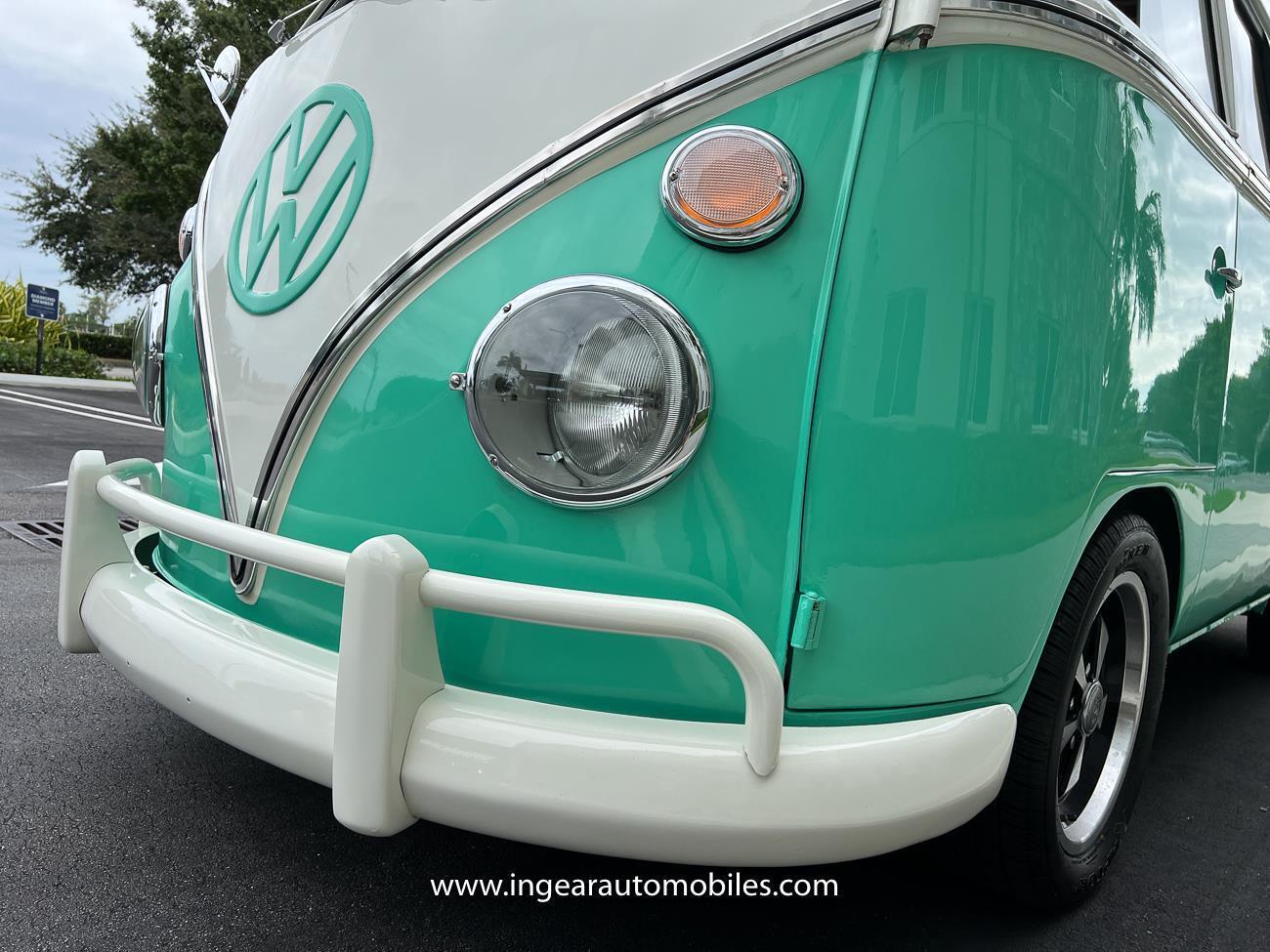 Volkswagen-BusVanagon-Van-1974-Green-Biege-26057-26