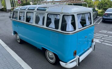 Volkswagen-BusVanagon-Van-1975-Blue-Black-144480-1