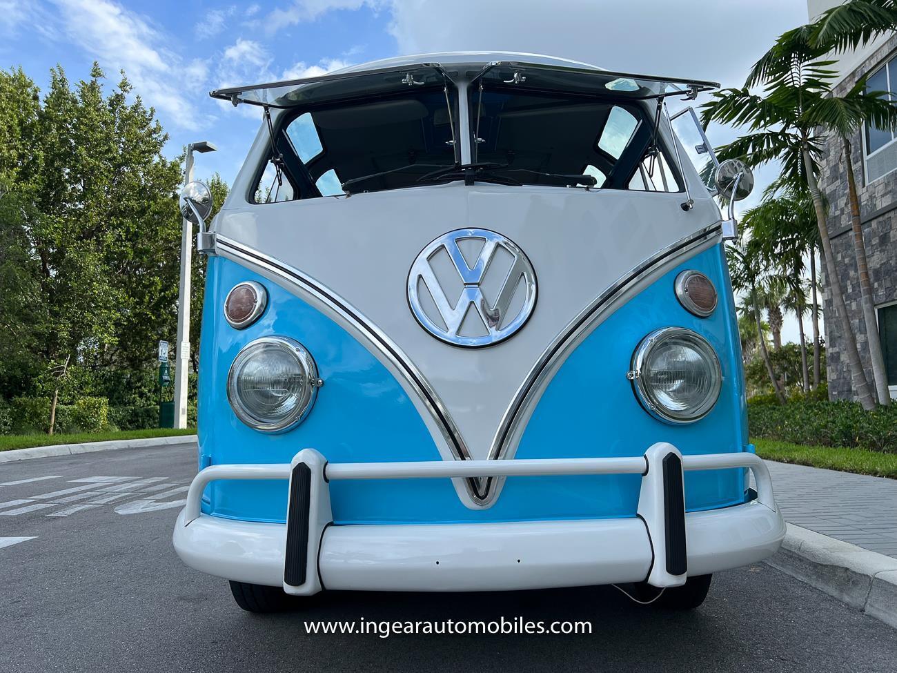 Volkswagen-BusVanagon-Van-1975-Blue-Black-144480-18