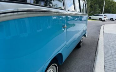 Volkswagen-BusVanagon-Van-1975-Blue-Black-144480-23