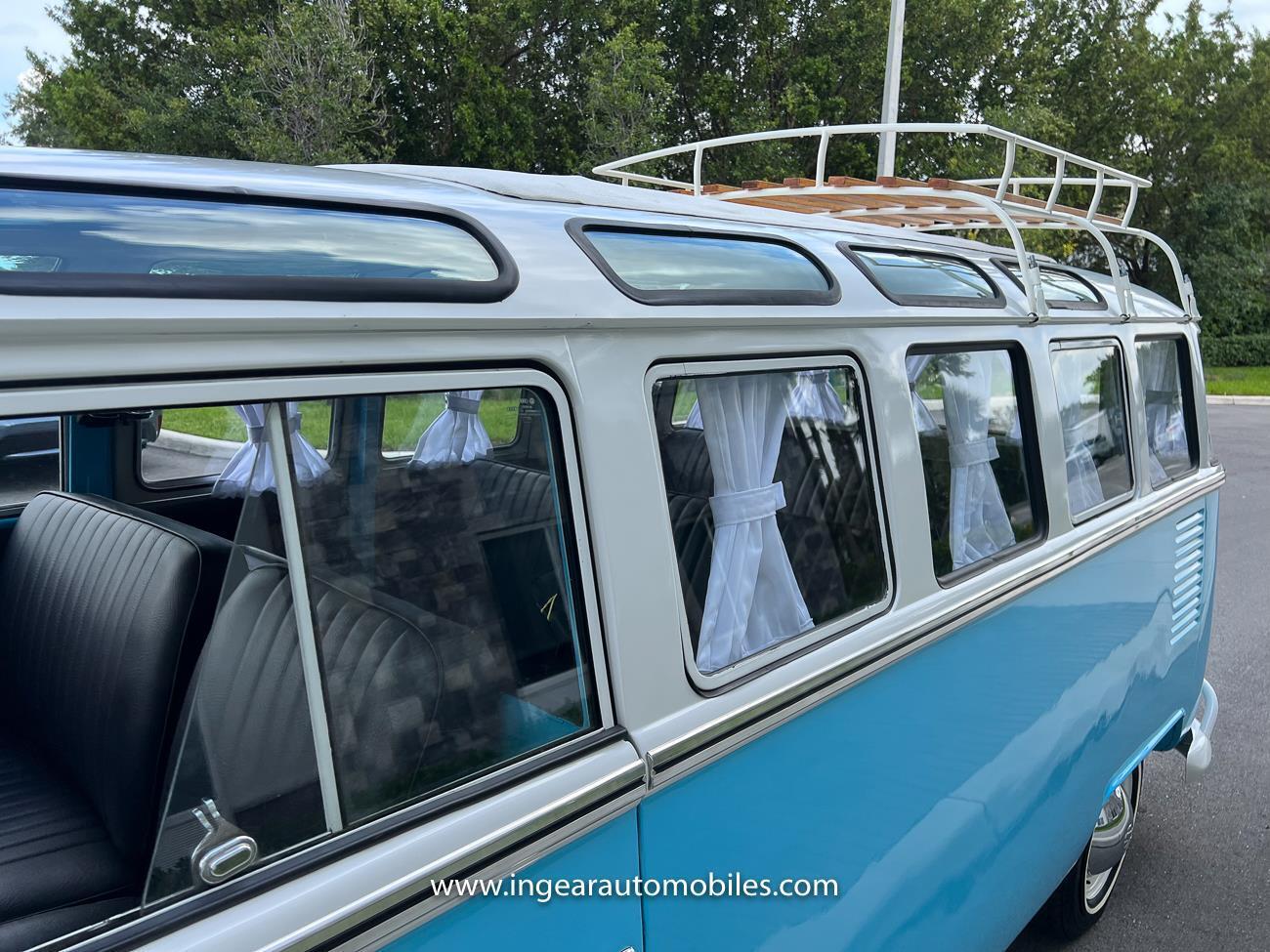 Volkswagen-BusVanagon-Van-1975-Blue-Black-144480-26