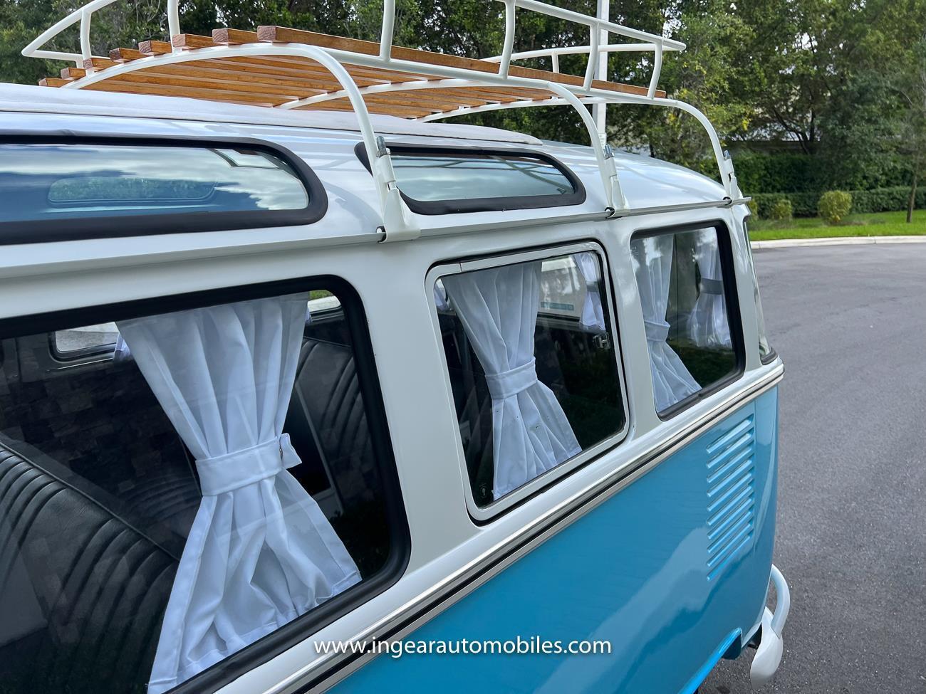 Volkswagen-BusVanagon-Van-1975-Blue-Black-144480-27