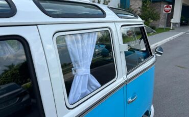 Volkswagen-BusVanagon-Van-1975-Blue-Black-144480-38