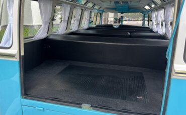 Volkswagen-BusVanagon-Van-1975-Blue-Black-144480-9