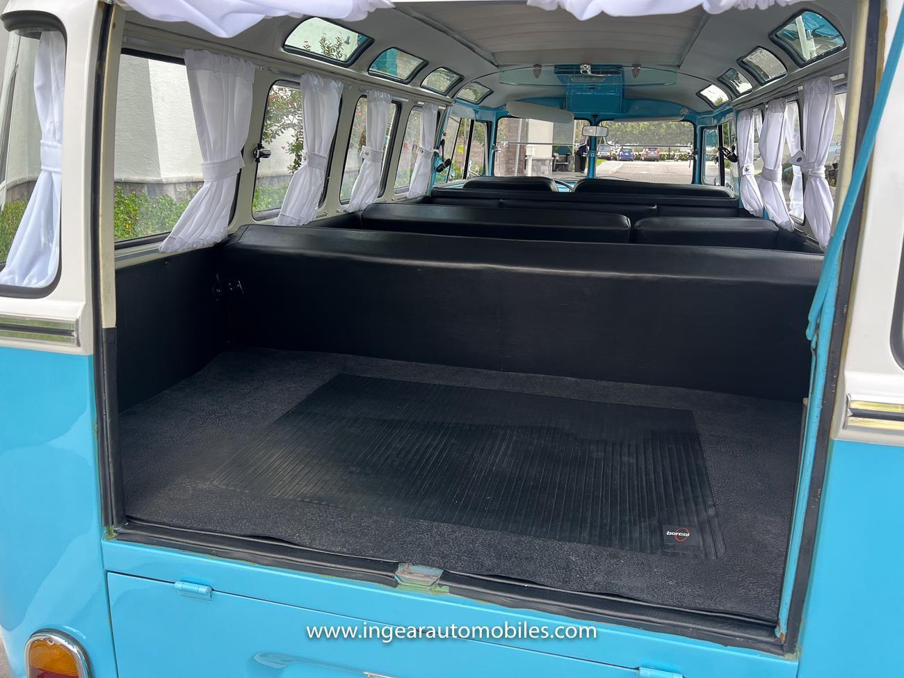 Volkswagen-BusVanagon-Van-1975-Blue-Black-144480-9