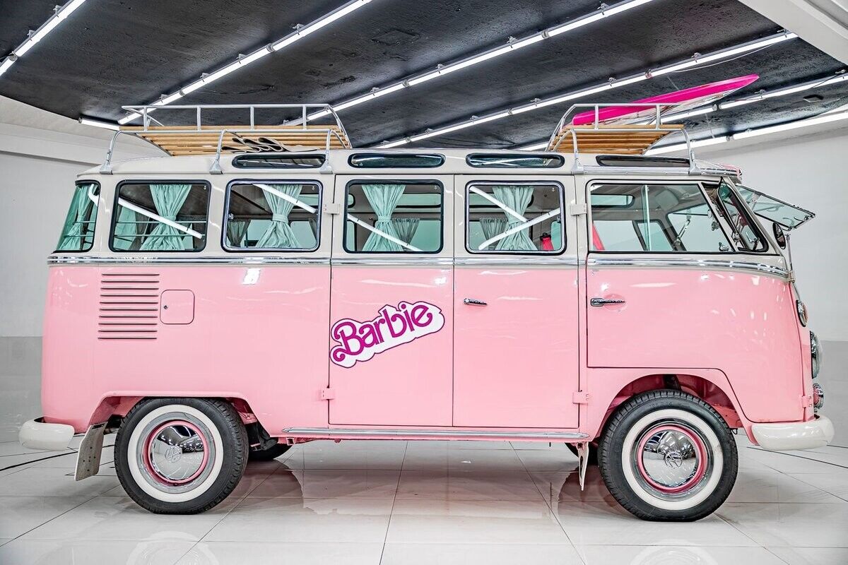 Volkswagen-BusVanagon-Van-1975-Pink-Pink-0-7