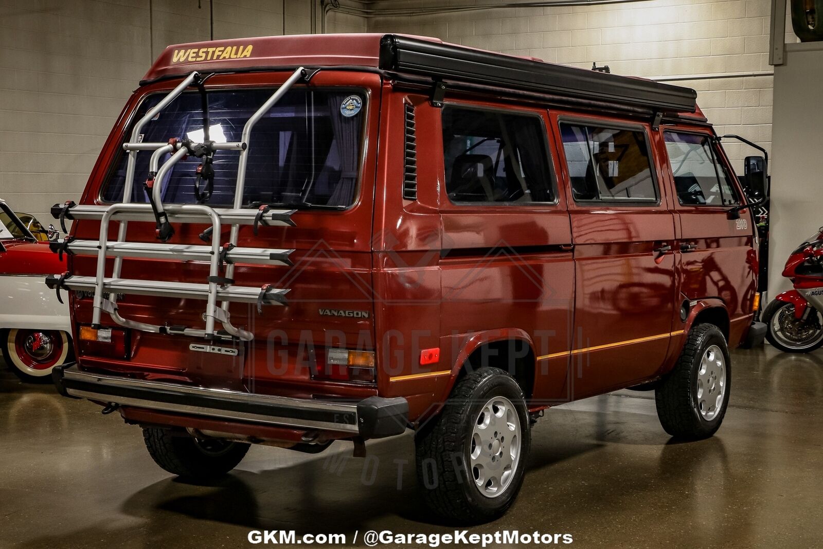 Volkswagen-BusVanagon-Van-1987-Burgundy-Tan-255628-7