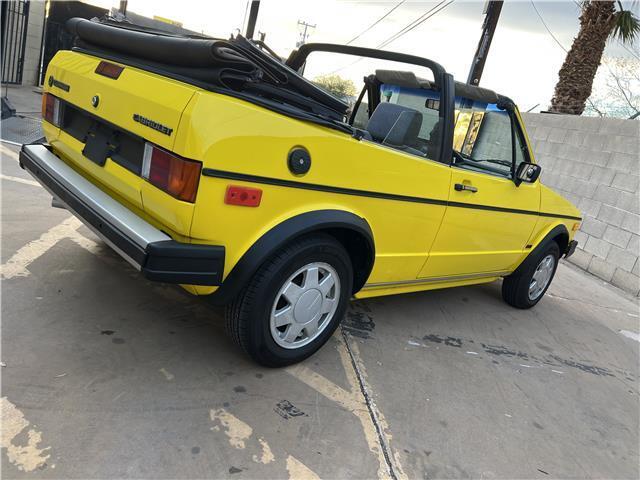 Volkswagen-Cabriolet-Cabriolet-1986-Yellow-Gray-162544-1