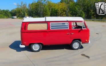 Volkswagen-Camper-Bus-Cabriolet-1971-Red-Gray-85653-4