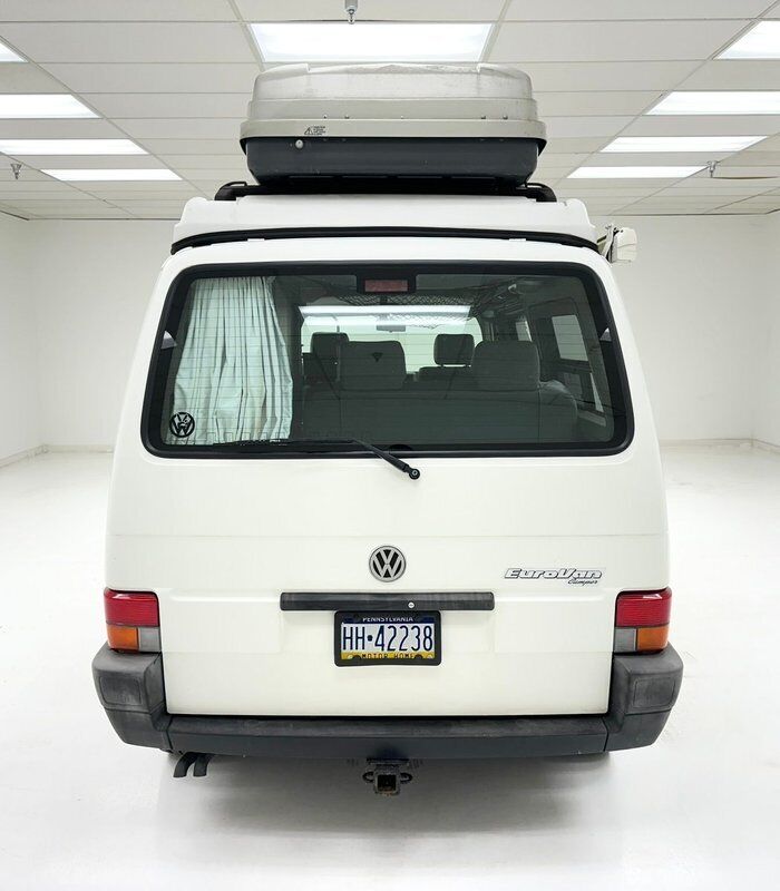 Volkswagen-EuroVan-Van-1995-White-Gray-157832-6