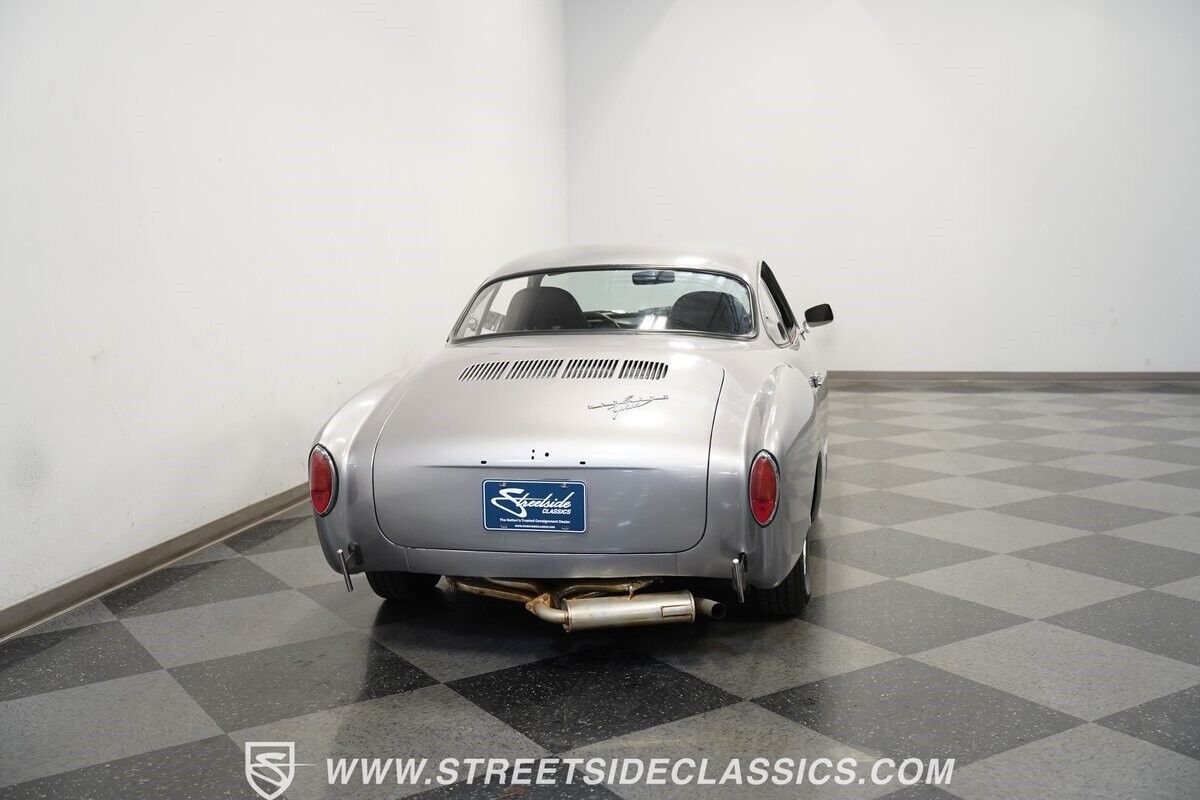 Volkswagen-Karmann-Ghia-Coupe-1966-Silver-Black-136369-9