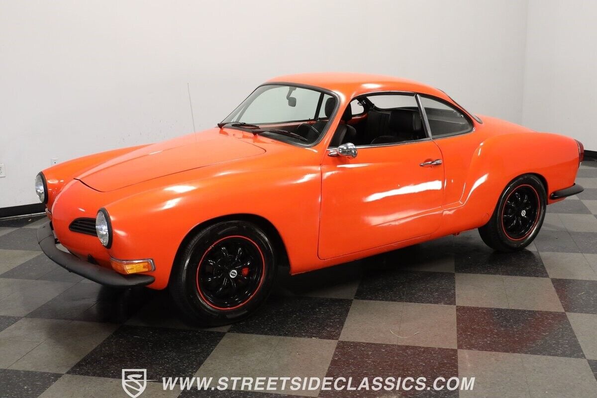 Volkswagen-Karmann-Ghia-Coupe-1970-Orange-Black-23482-5