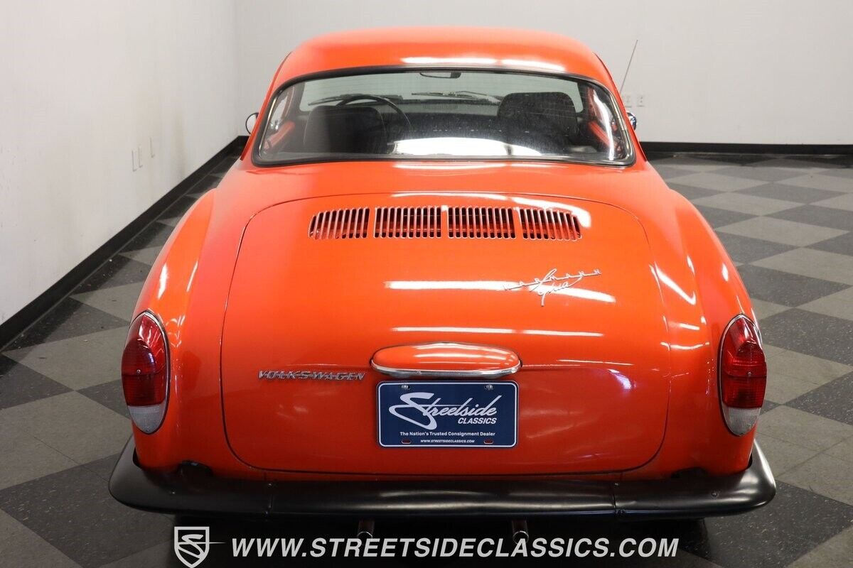 Volkswagen-Karmann-Ghia-Coupe-1970-Orange-Black-23482-8