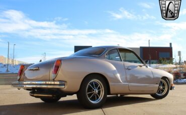 Volkswagen-Karmann-Ghia-Coupe-1974-Champagne-Tan-26852-6