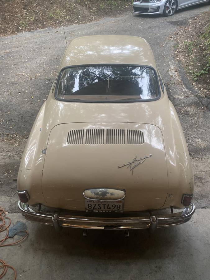 Volkswagen-Karmann-ghia-1957-157715-2