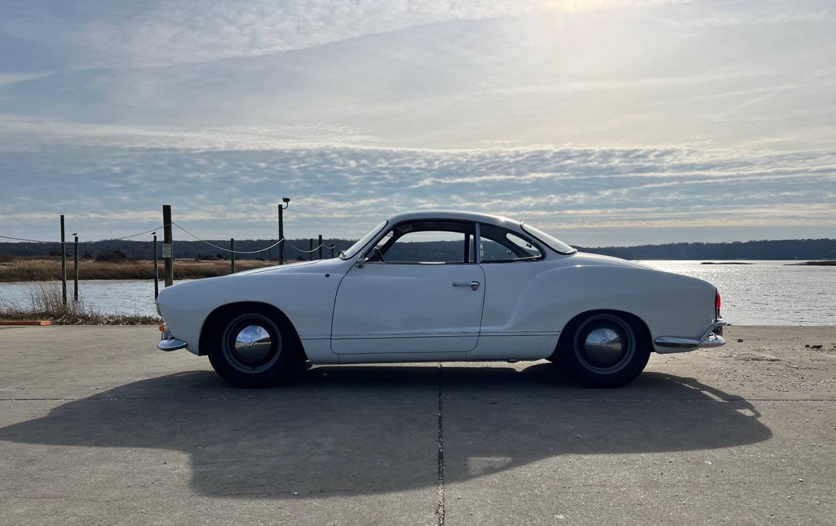 Volkswagen-Karmann-ghia-1966-white-134814-2