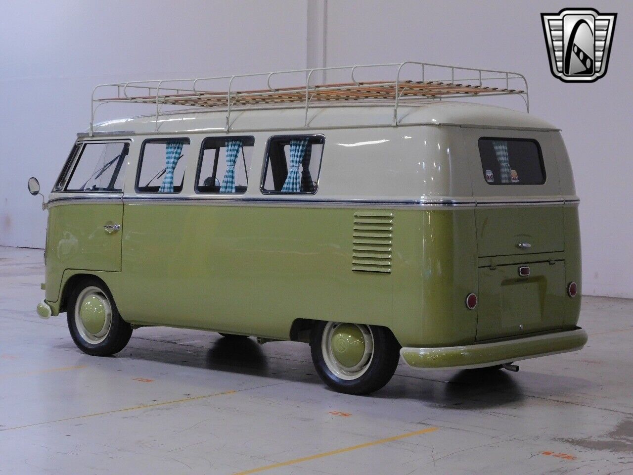 Volkswagen-Kombi-Cabriolet-1962-Green-Green-433-3