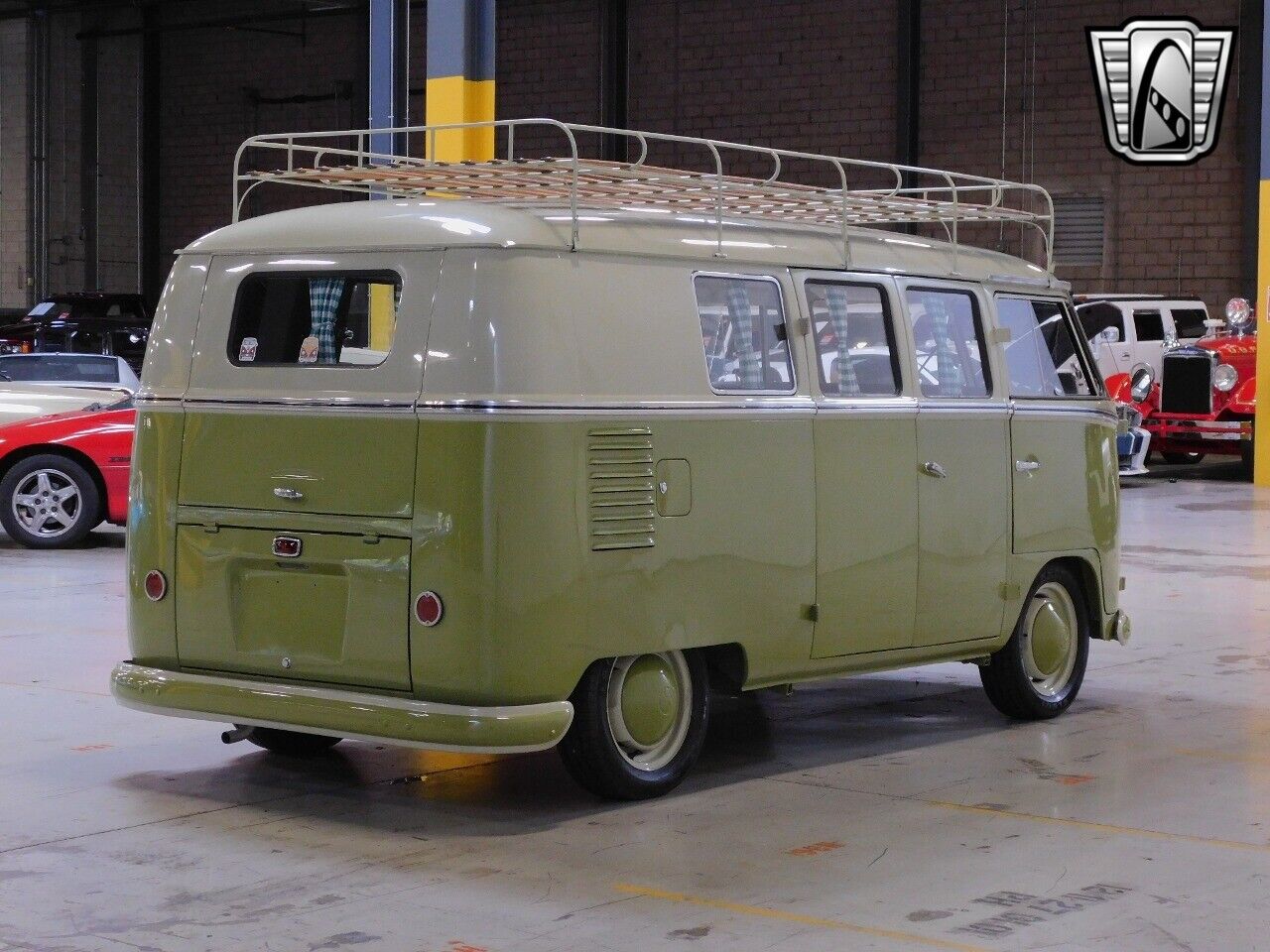 Volkswagen-Kombi-Cabriolet-1962-Green-Green-433-4