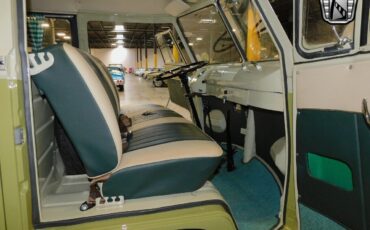 Volkswagen-Kombi-Cabriolet-1962-Green-Green-433-7