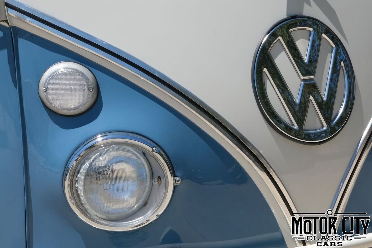 Volkswagen-Microbus-1970-Blue-Sand-0-9