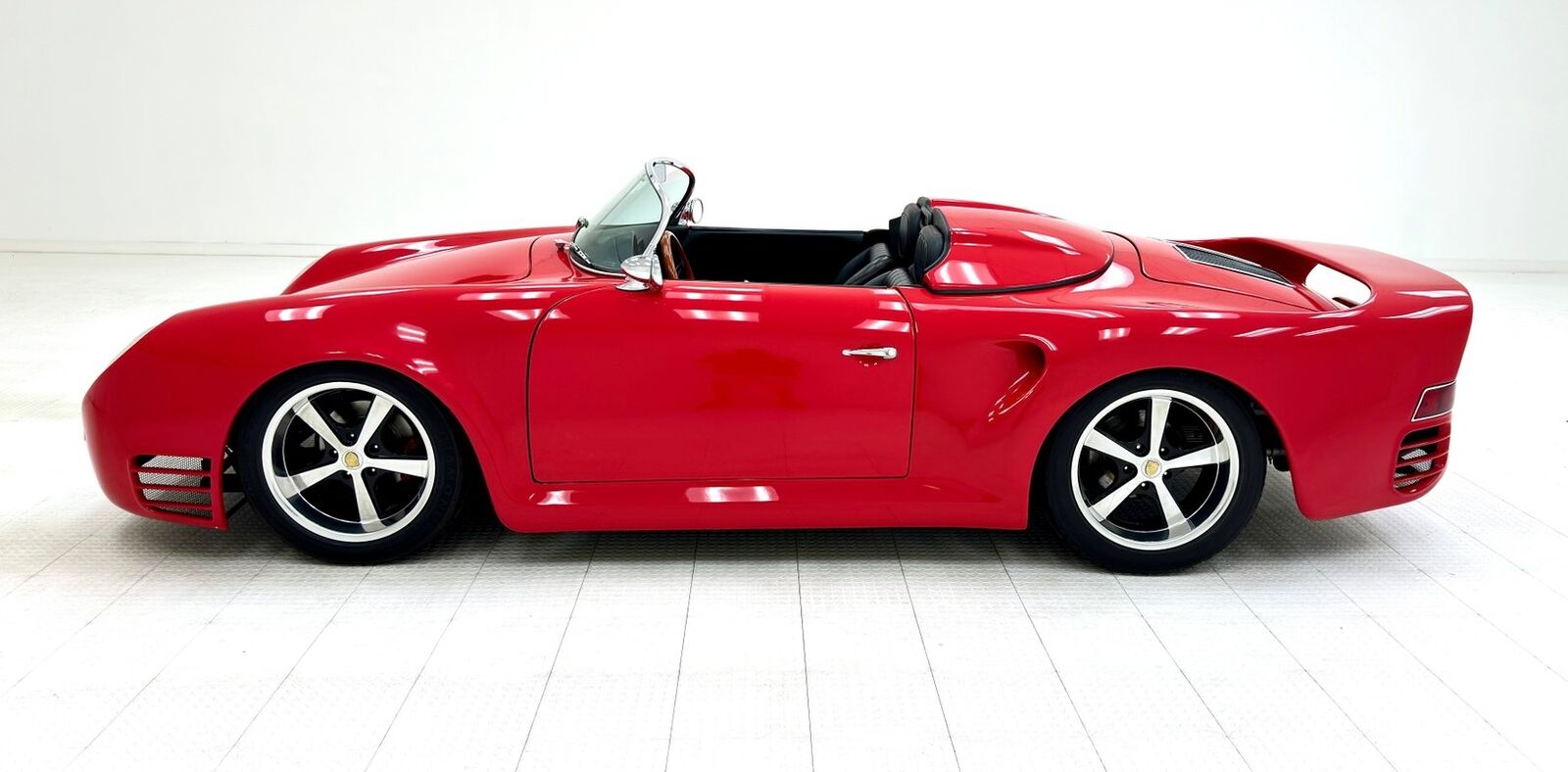 Volkswagen-Porsche-959-Tribute-Cabriolet-1969-Red-Black-193-1