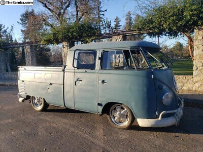 Volkswagen-Seamed-Gate-Pickup-1959-Gray-Gray-0-2