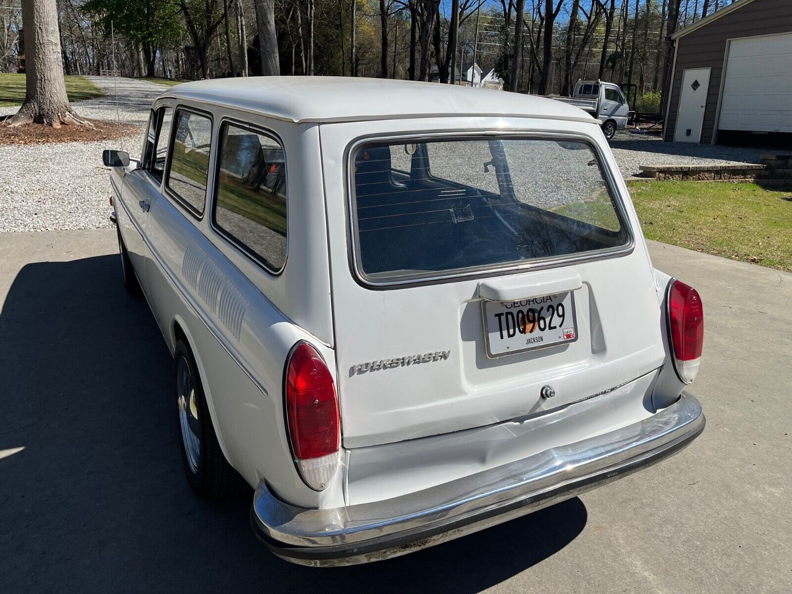 Volkswagen-Squareback-Break-1970-Tan-Black-52185-2