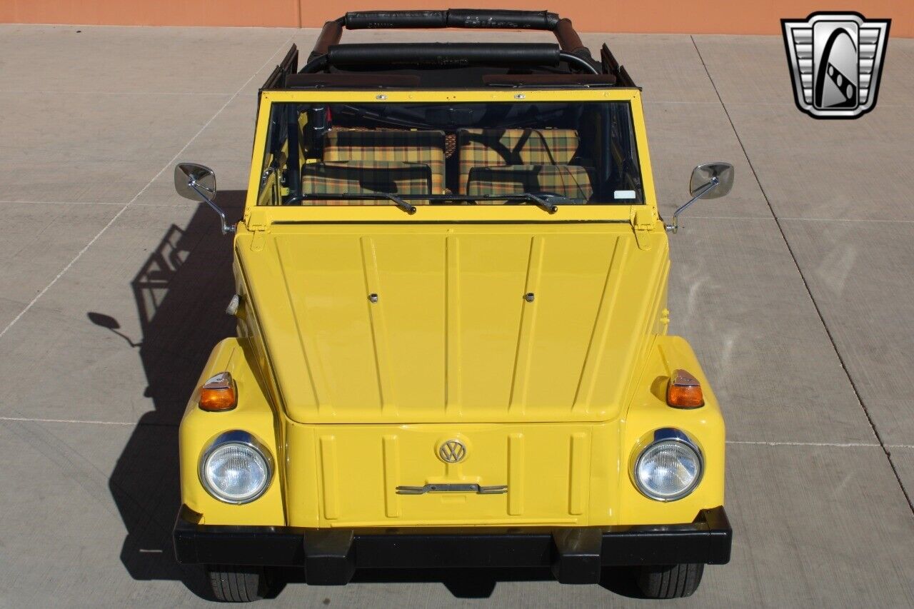 Volkswagen-Thing-Berline-1974-Yellow-Yellow-6938-7