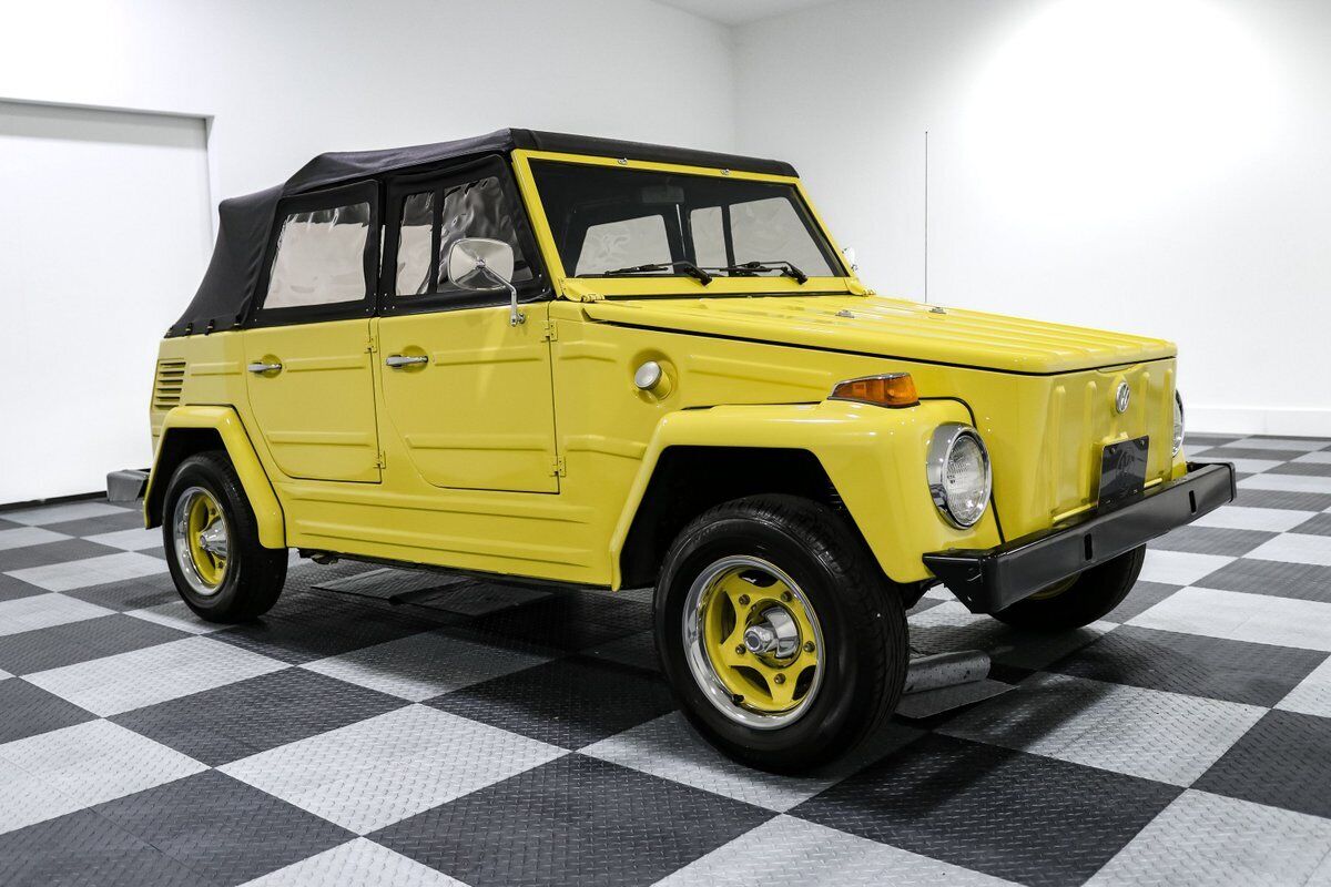 Volkswagen-Thing-Cabriolet-1973-Yellow-Brown-146737-1