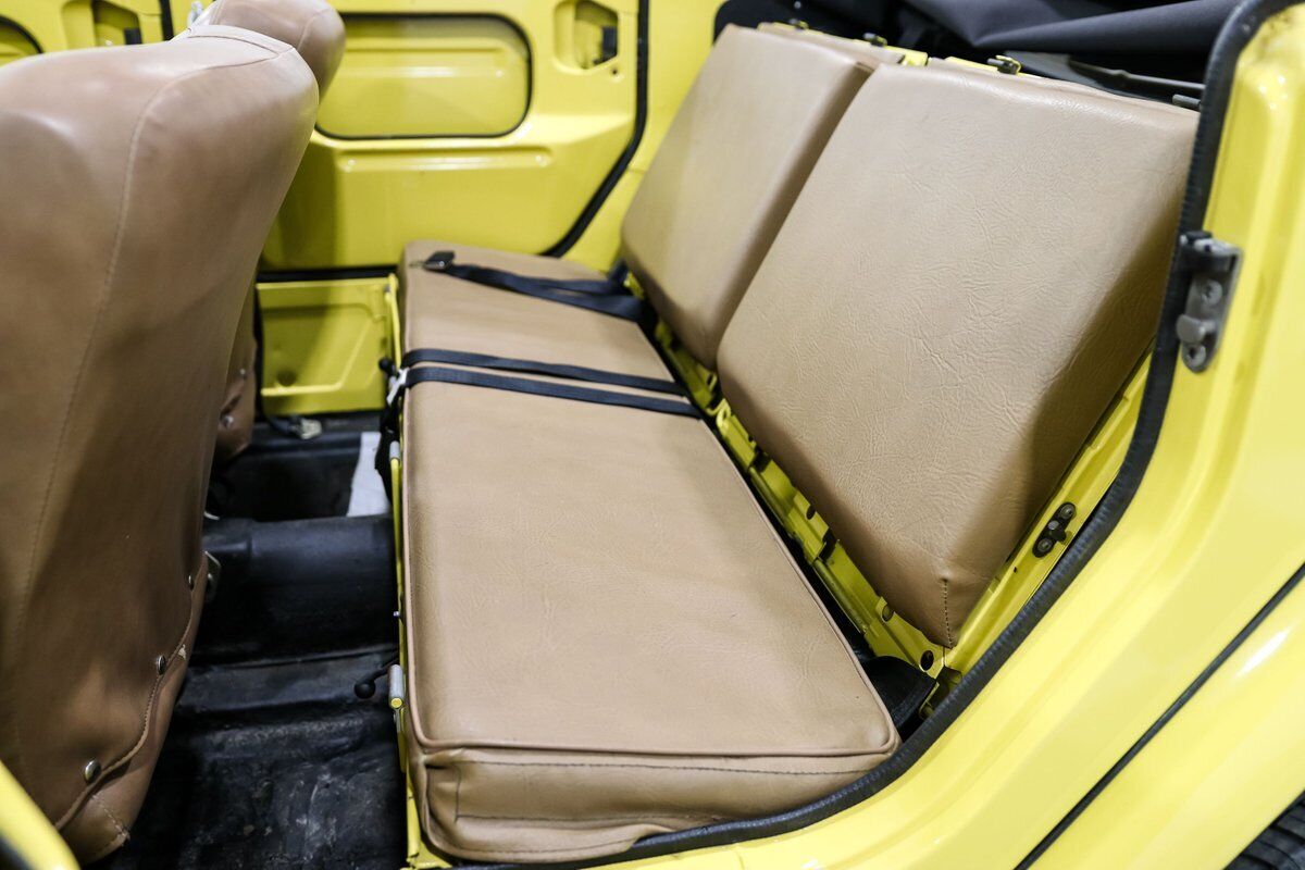 Volkswagen-Thing-Cabriolet-1973-Yellow-Brown-146737-24