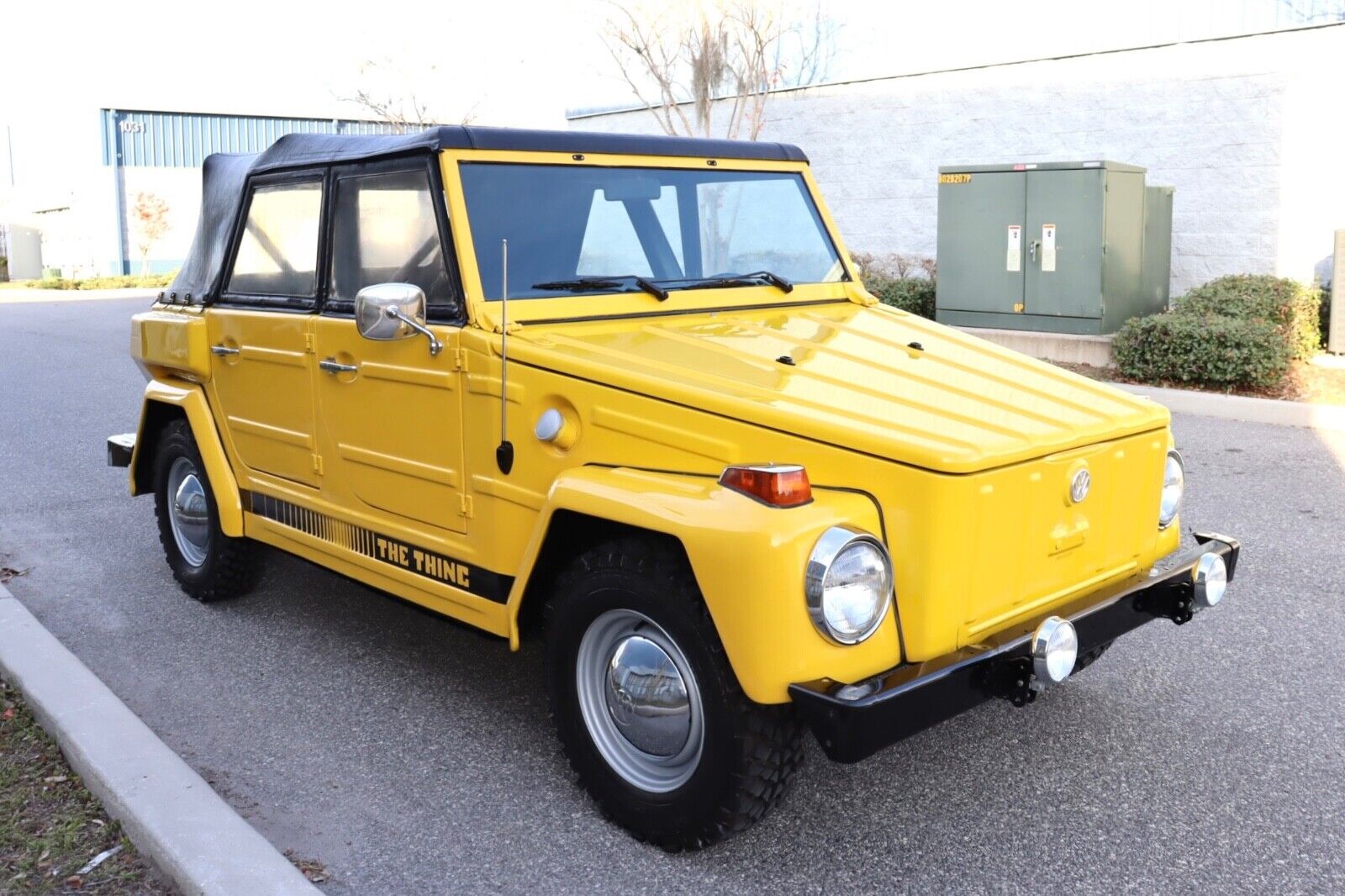 Volkswagen-Thing-Cabriolet-1974-Yellow-Black-14669-33