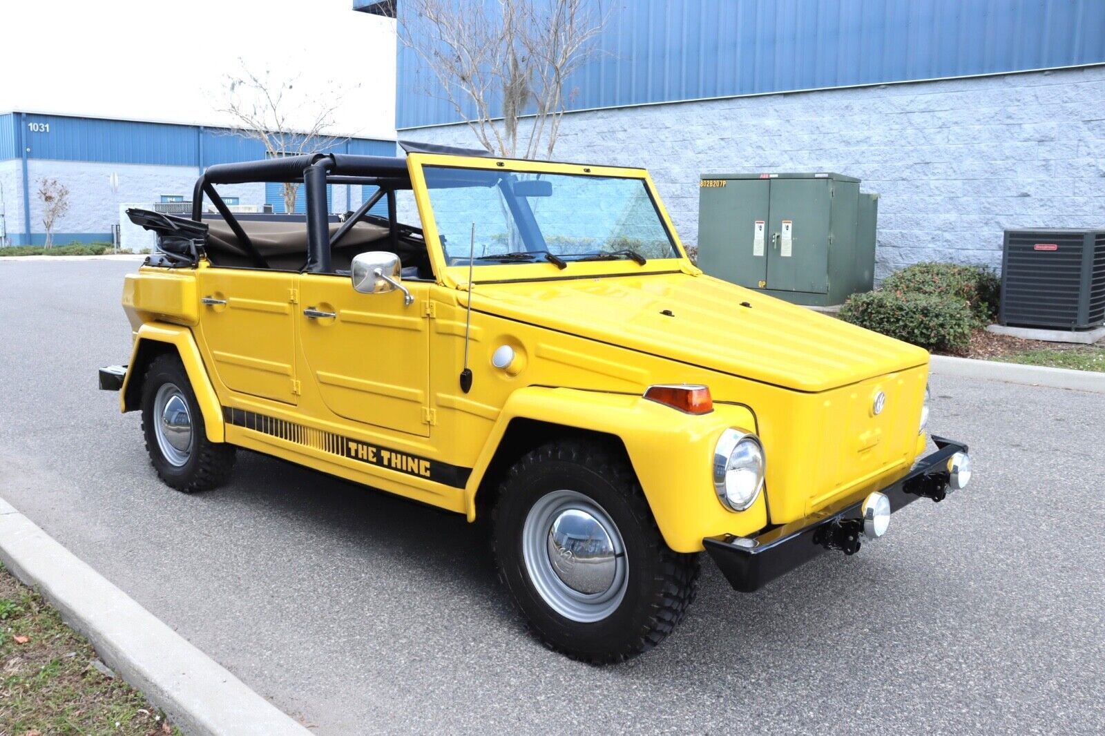 Volkswagen-Thing-Cabriolet-1974-Yellow-Black-14669-4