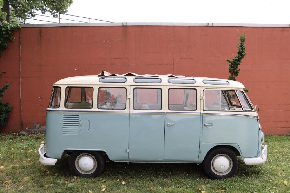 Volkswagen-Type-2-Bus-23-Window-1974-Blue-Tan-0-2