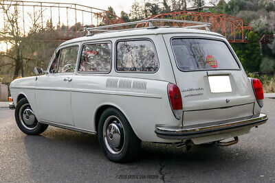 Volkswagen-Type-3-Break-1970-Tan-Red-52185-5