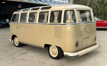 Volkswagen-Type-II-1972-Tan-Tan-6928-7