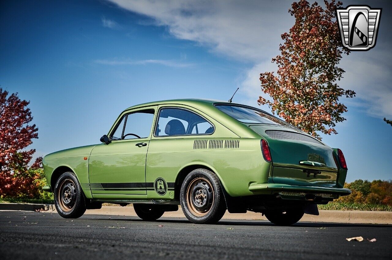 Volkswagen-Type-III-1969-Green-Black-2359-4