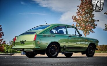 Volkswagen-Type-III-1969-Green-Black-2359-6