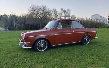 Volkswagen-Type-III-Coupe-1964-Brown-Tan-39986-2