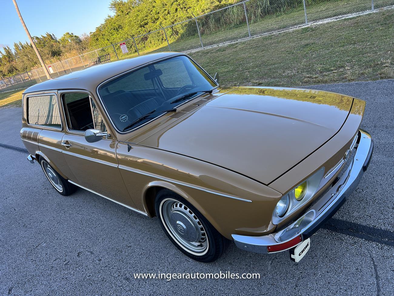 Volkswagen-VW-Variant-squareback-Coupe-1976-Brown-Black-130684-20